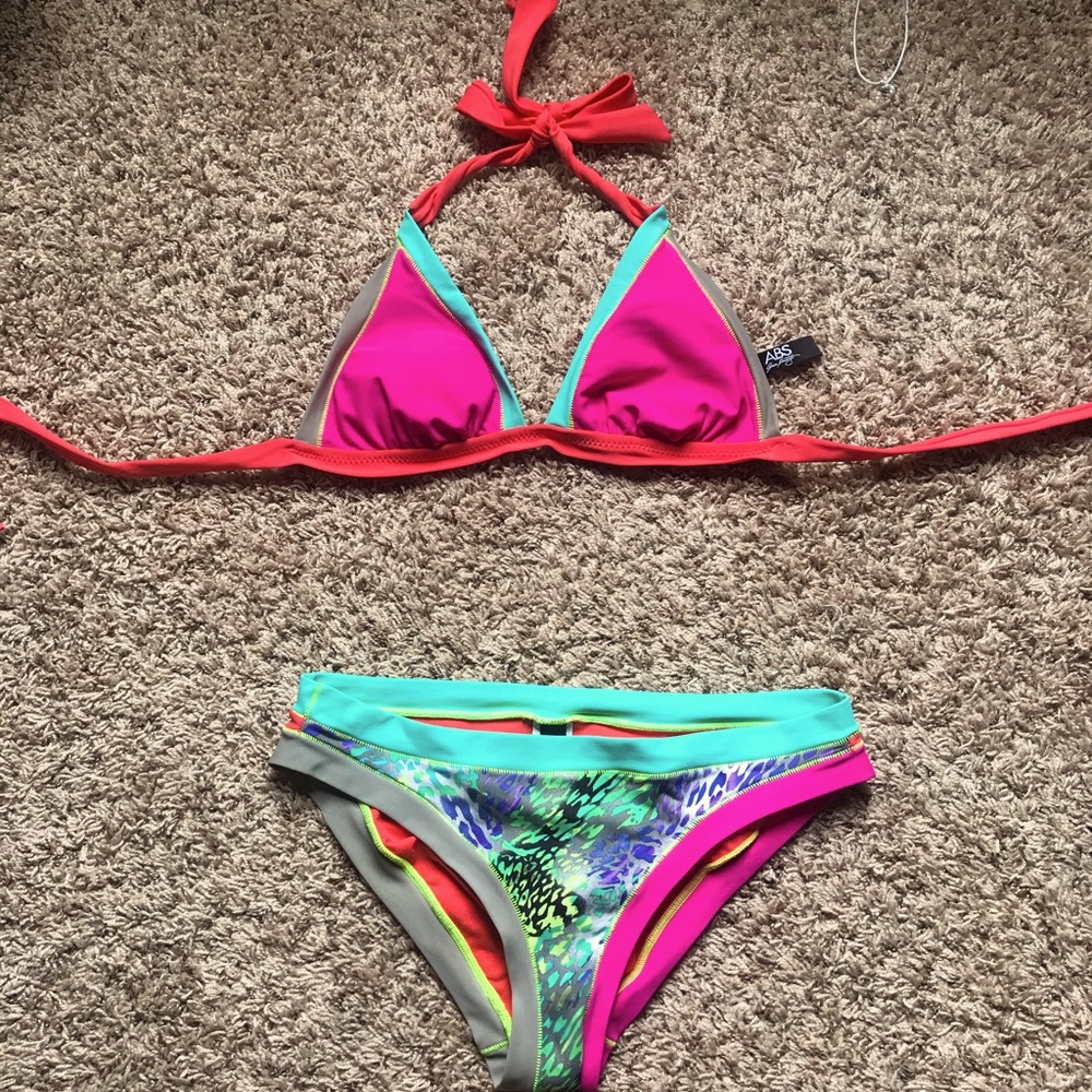 ABS bikini Sz 10 bottoms Sz 8 top